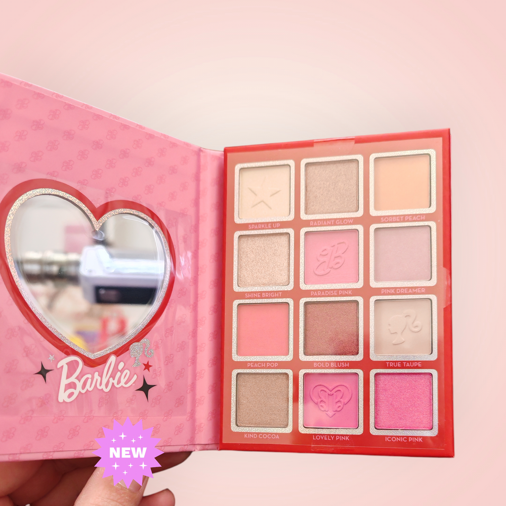 Petite palette maquillage barbie
