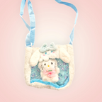 Sacoche avec doudou sanrio